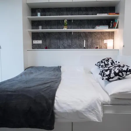 Bleisure & Aparthotel