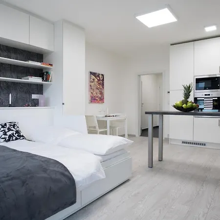 Bleisure & Aparthotel Prague