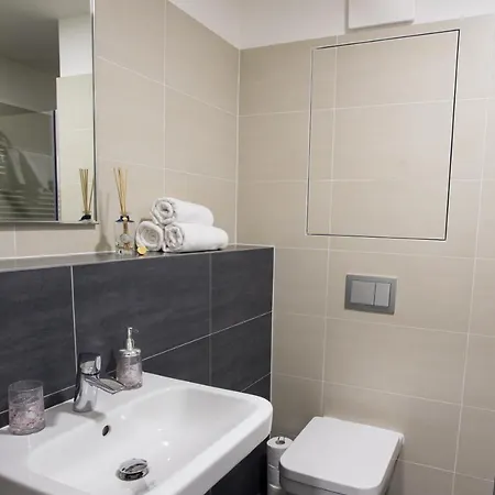 Bleisure & Aparthotel 4*
